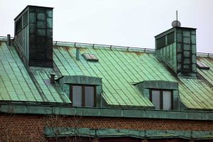 copper roofing that has aged and turned green