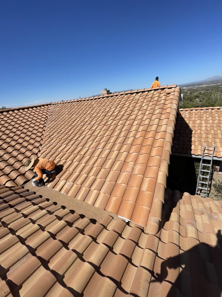 Tile roofing contractor